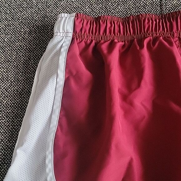NEW 2 PAIRS NIKE Dri Fit Shorts Bundle Red Burgundy M L Track Running Volley - Picture 8 of 13